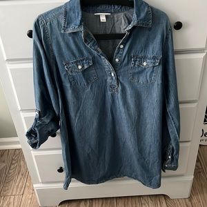 Liz Lange maternity chambray tunic shirt